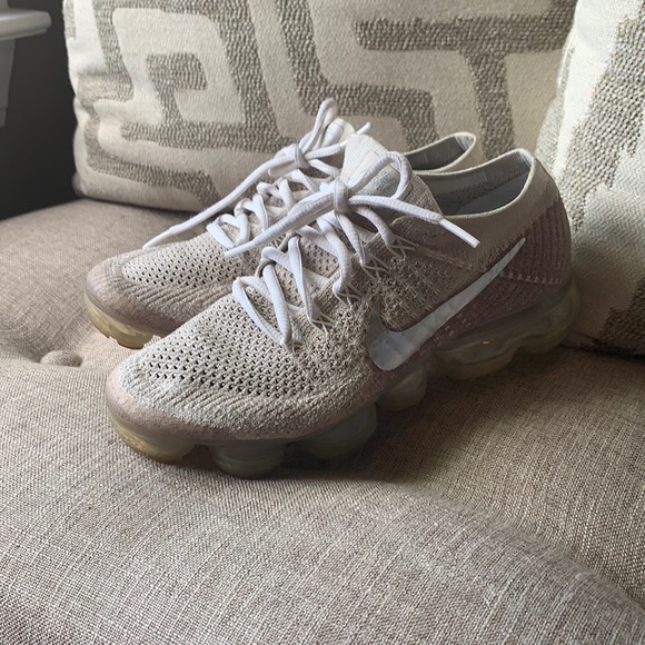 Nike Shoes - Nike Vapormax size 6.5